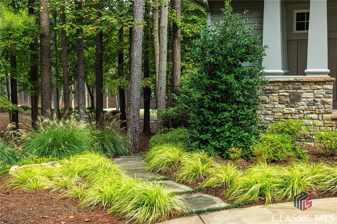 2591 Parrotts Pointe Road