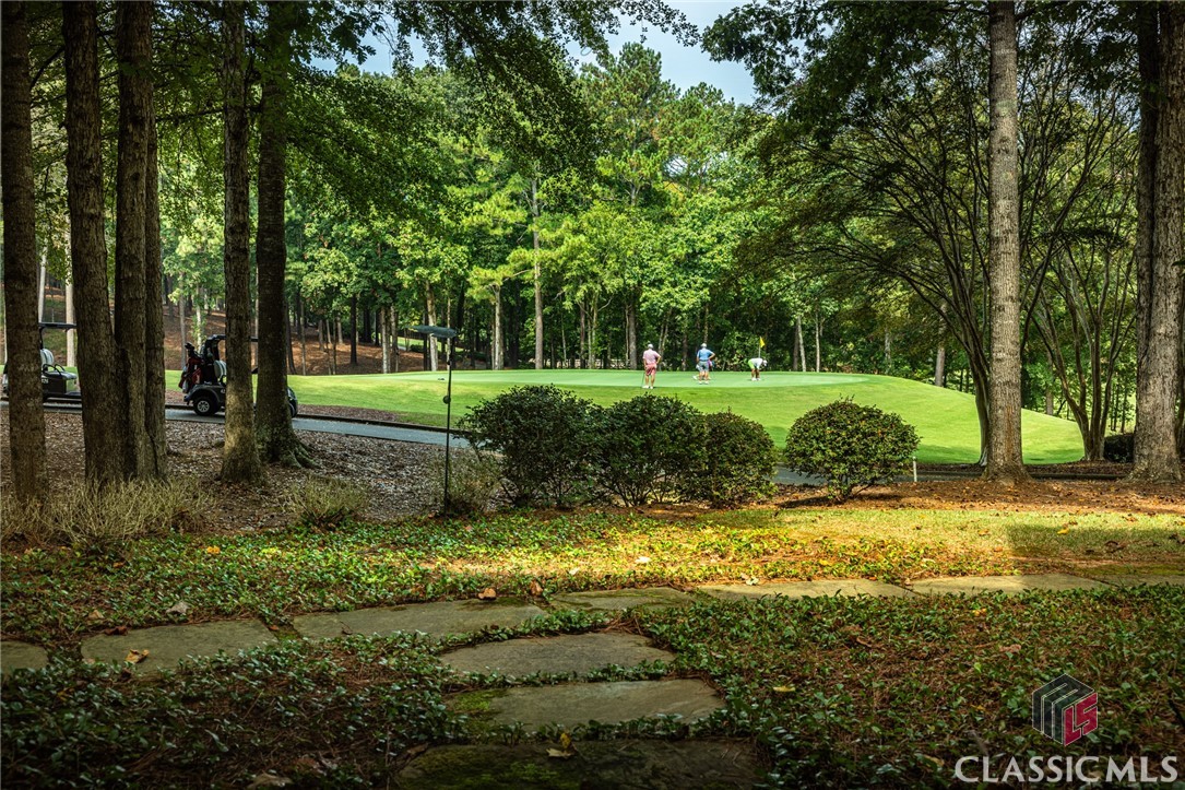 2591 Parrotts Pointe Road