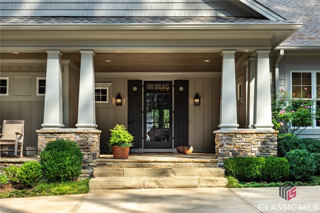 2591 Parrotts Pointe Road