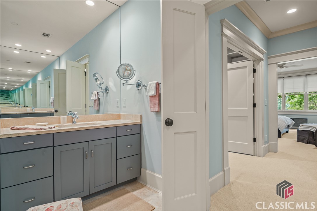 2591 Parrotts Pointe Road