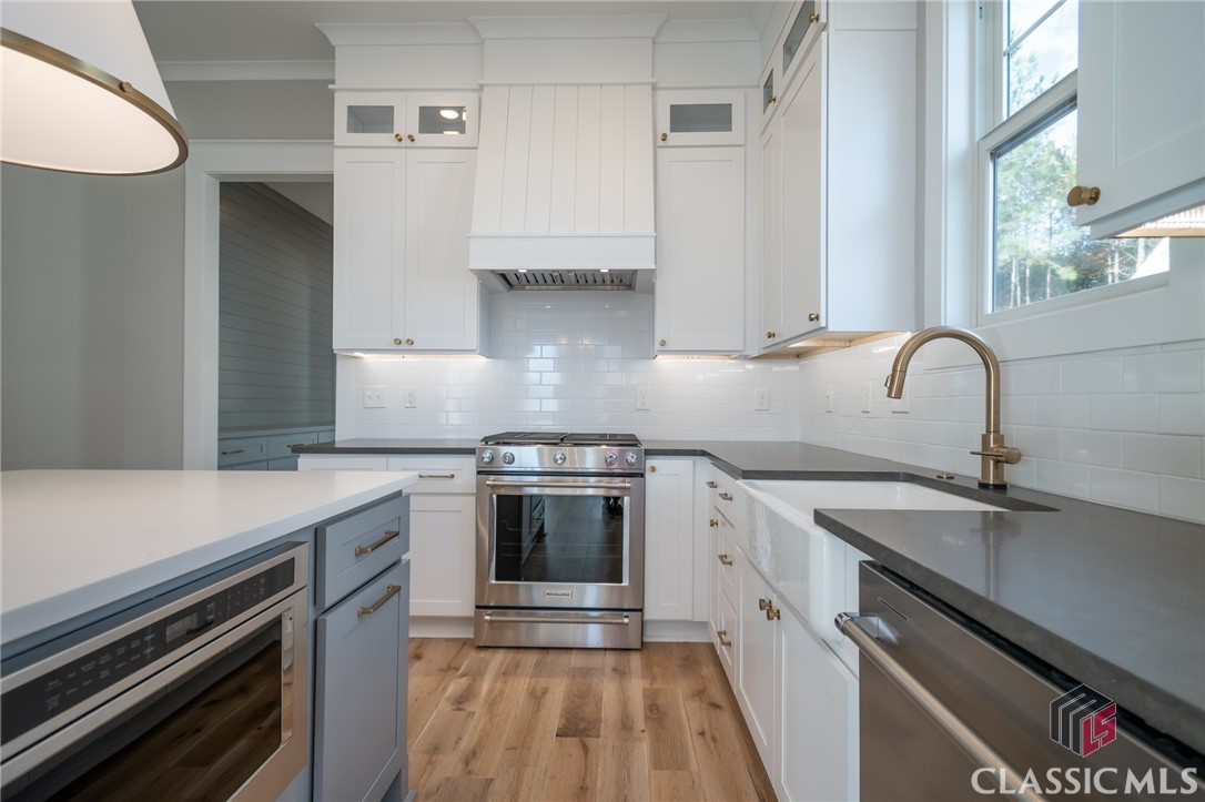 245 Highpointe Lane