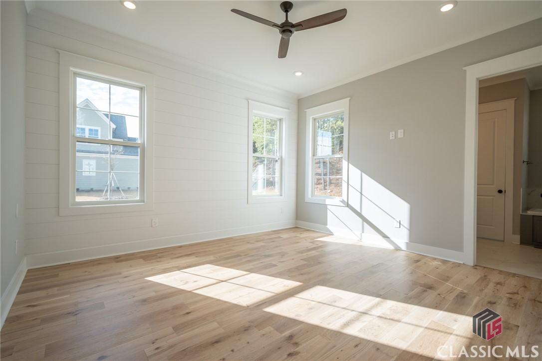 221 Highpointe Lane