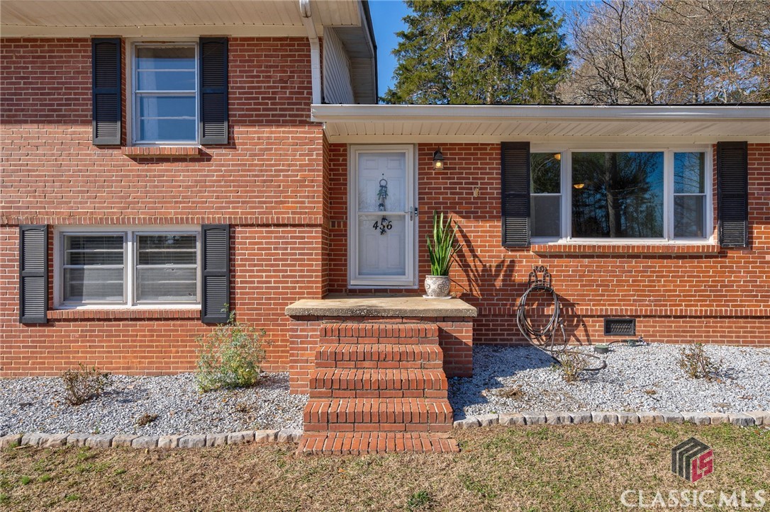 456 Whitehead Road