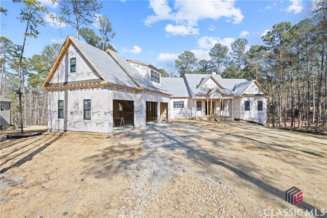 1040 Parrotts Cove Road