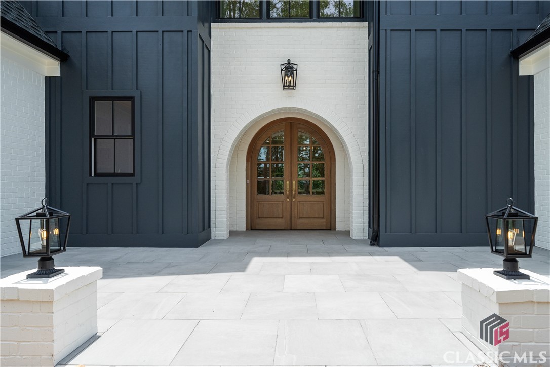205 Eagles Way