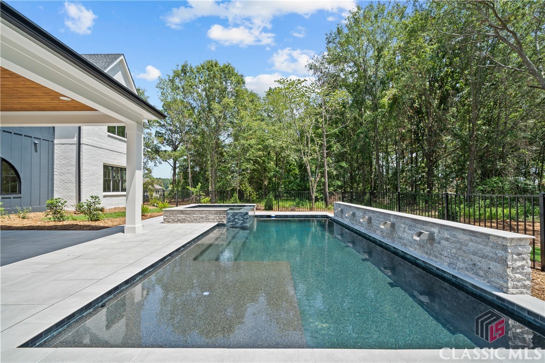 205 Eagles Way