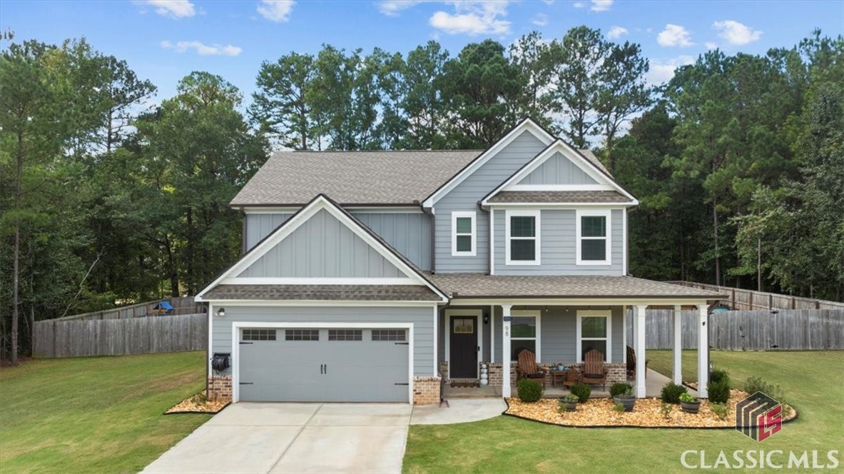 98 Woodbury Lane