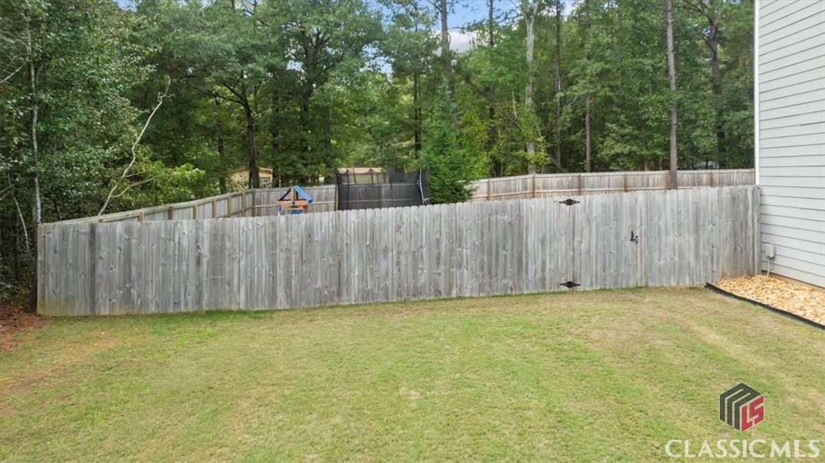 98 Woodbury Lane