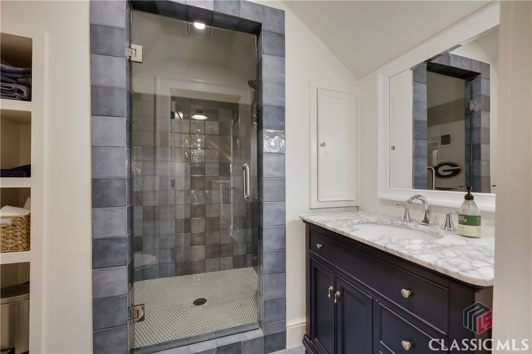 290 Milledge Heights