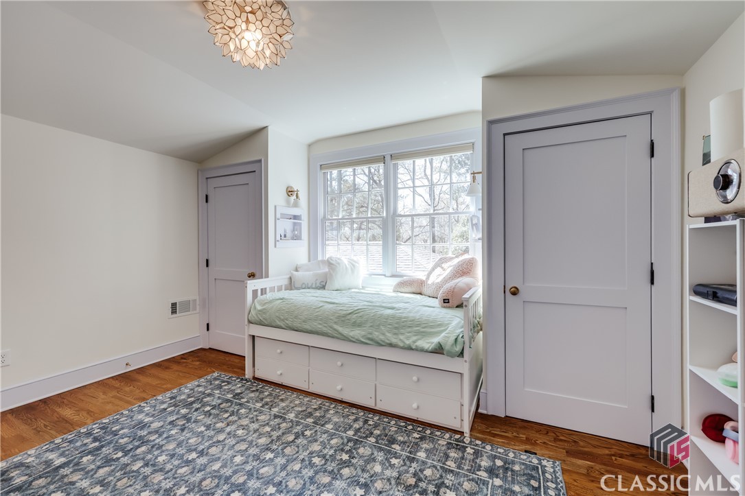 290 Milledge Heights