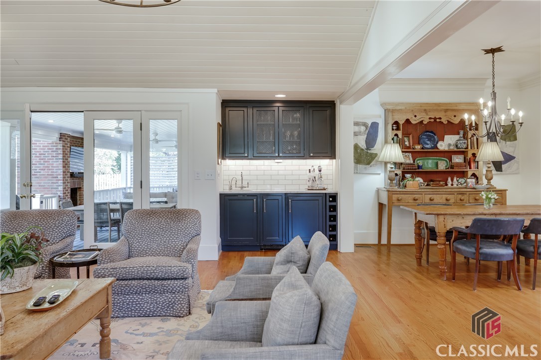 290 Milledge Heights