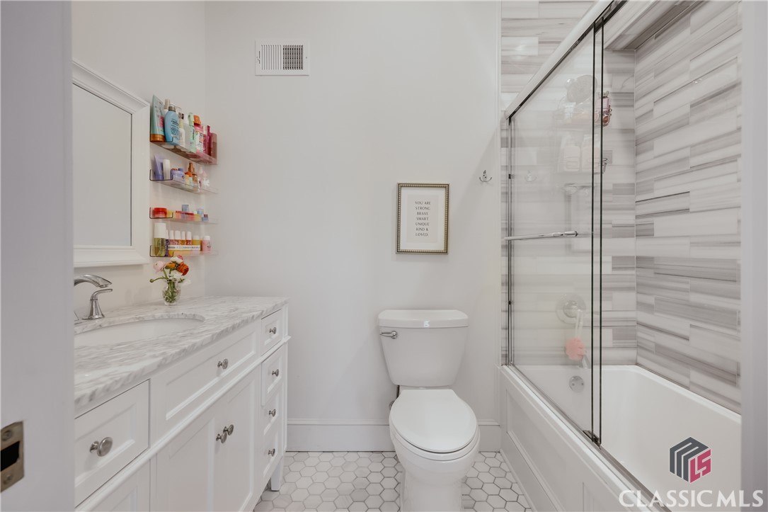 290 Milledge Heights