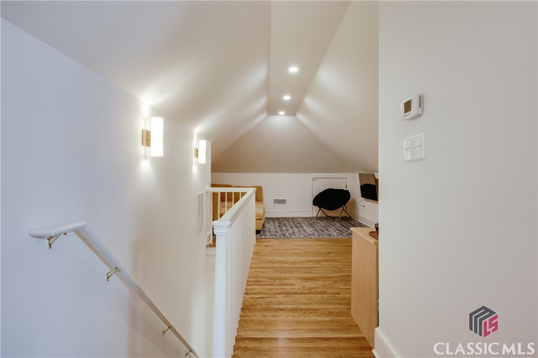 290 Milledge Heights