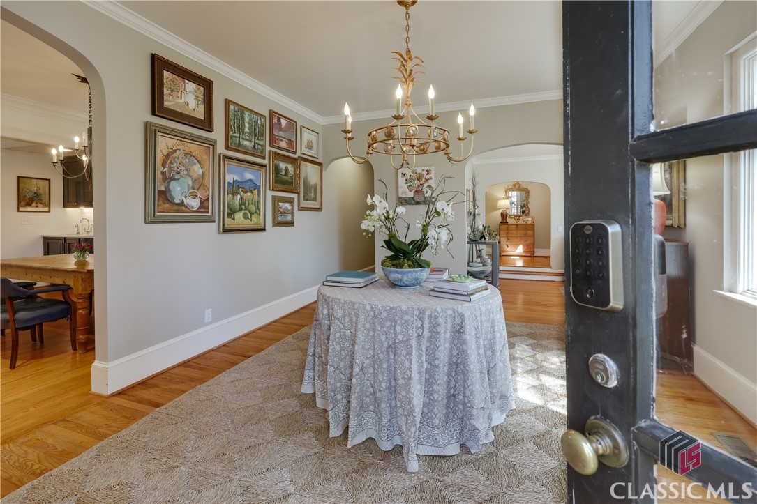 290 Milledge Heights