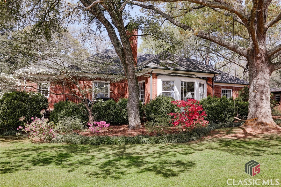 290 Milledge Heights
