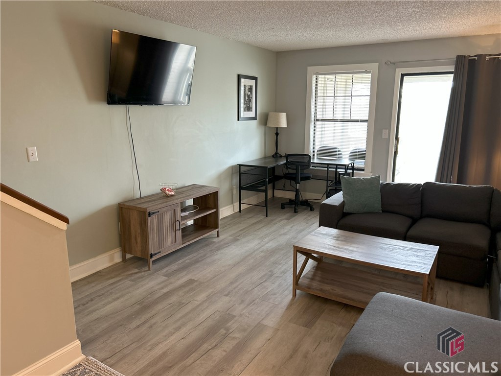 290 Appleby Drive 260