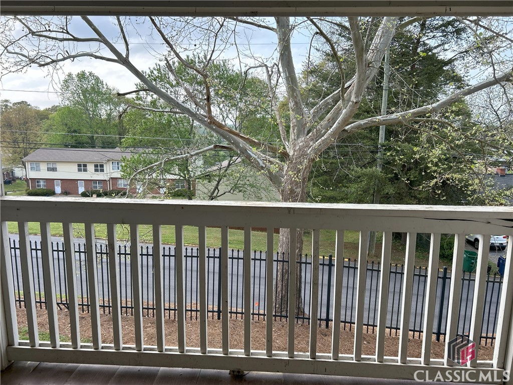 290 Appleby Drive 260