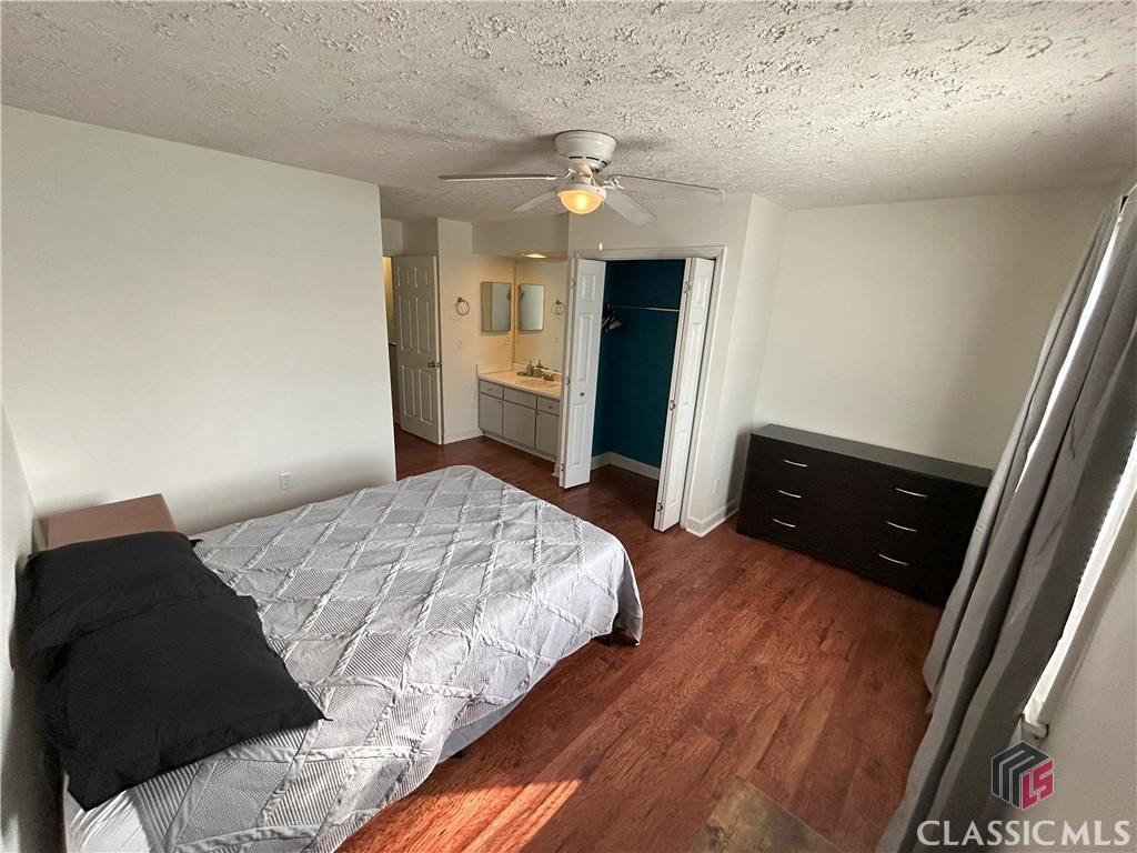 290 Appleby Drive 260