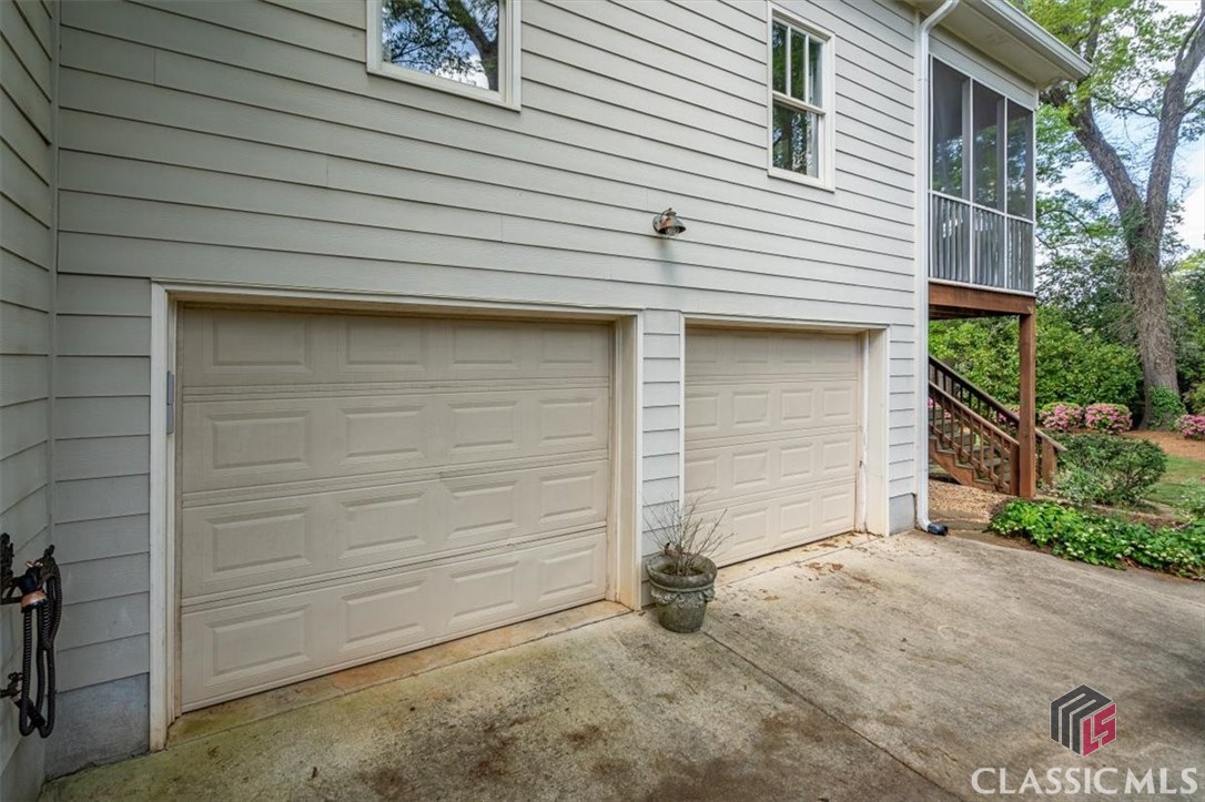 221 University Drive