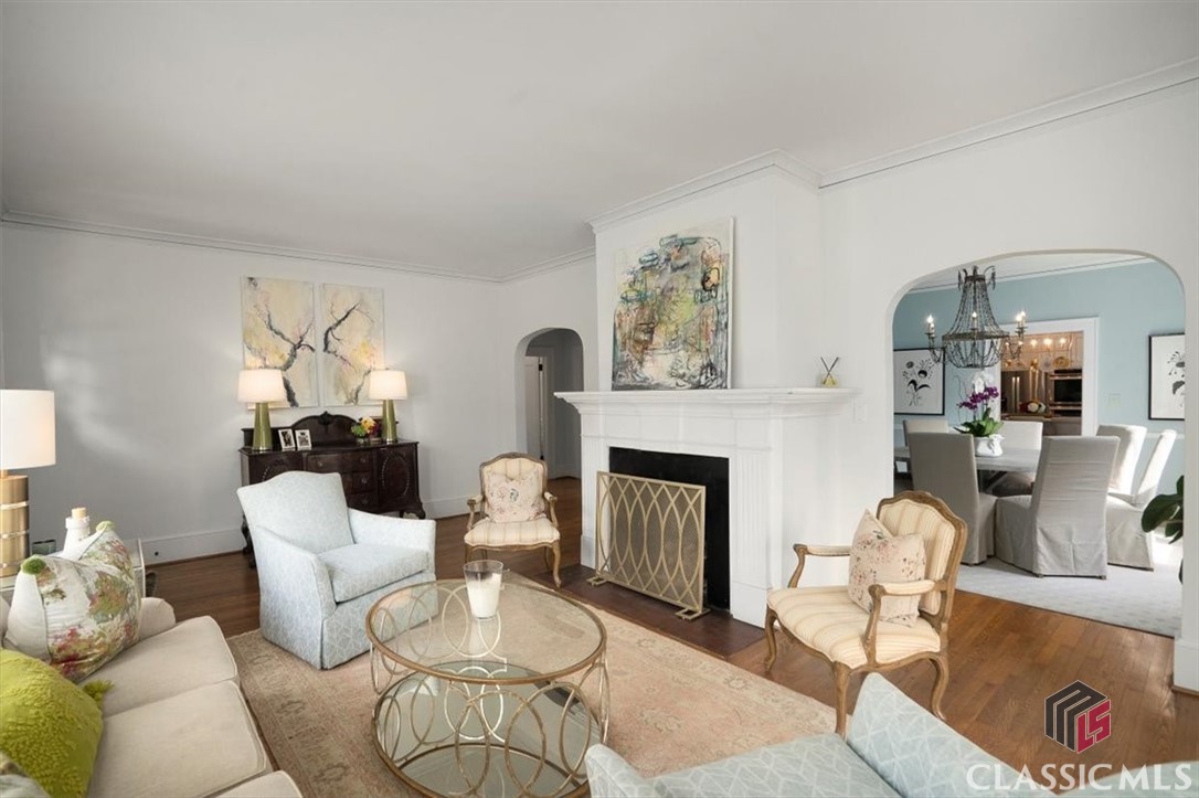 221 University Drive