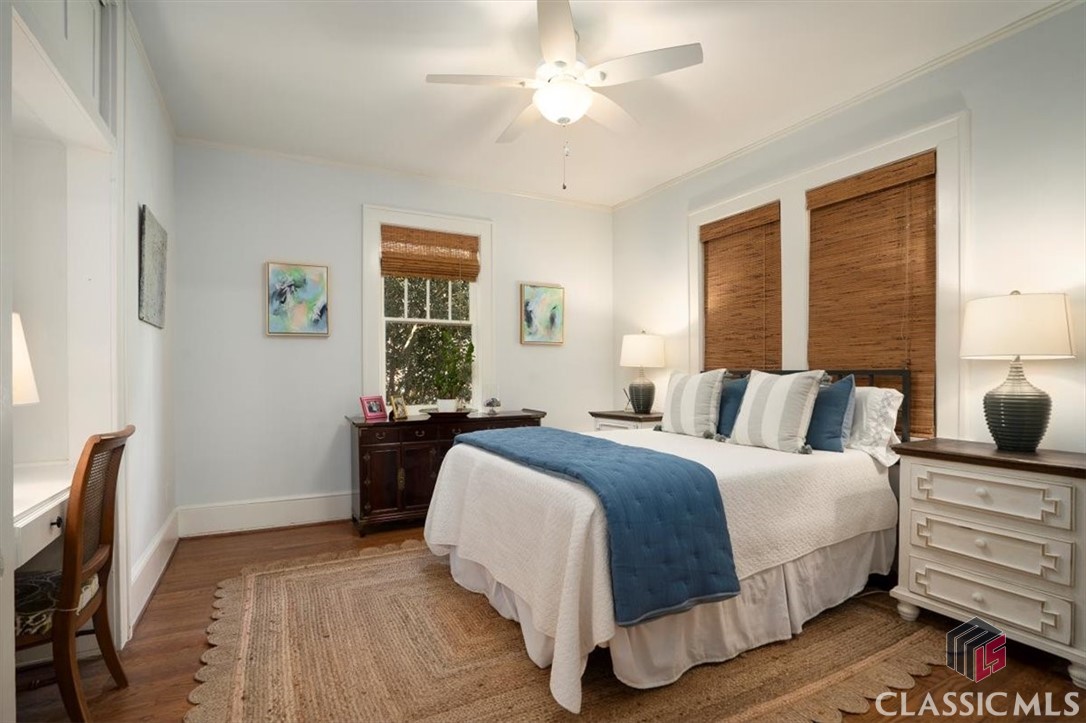 221 University Drive