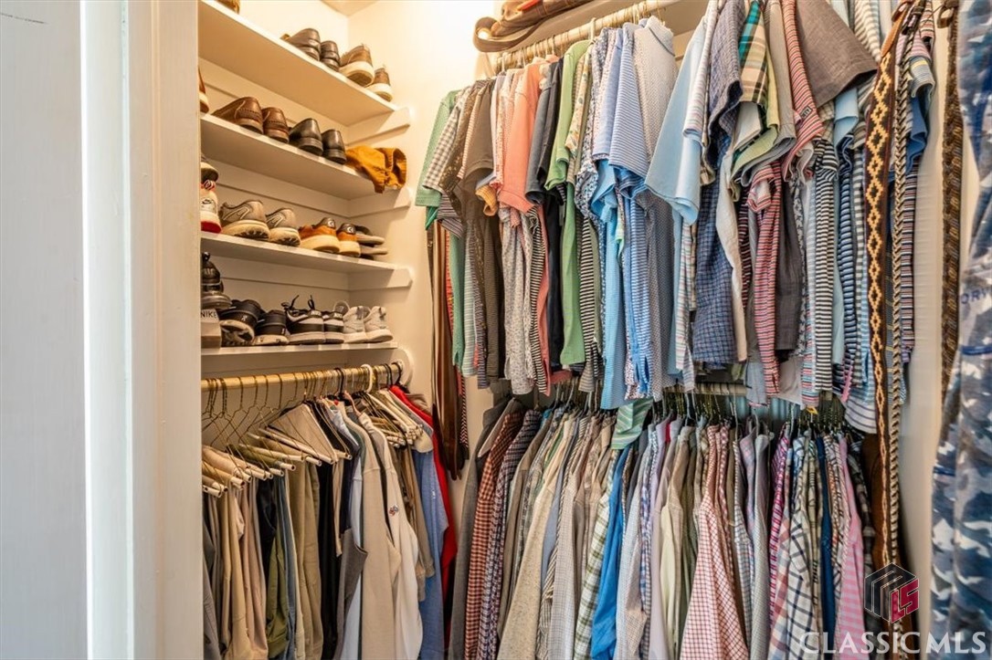 221 University Drive