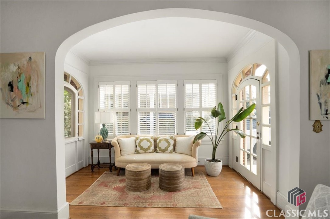 221 University Drive