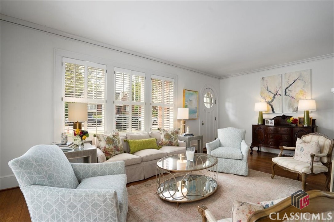 221 University Drive