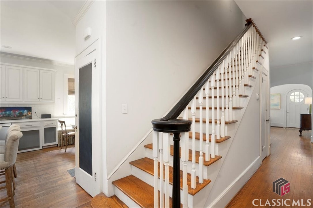 221 University Drive