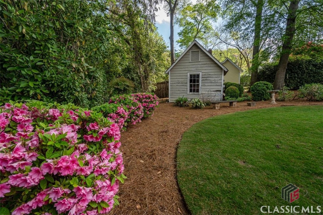 221 University Drive