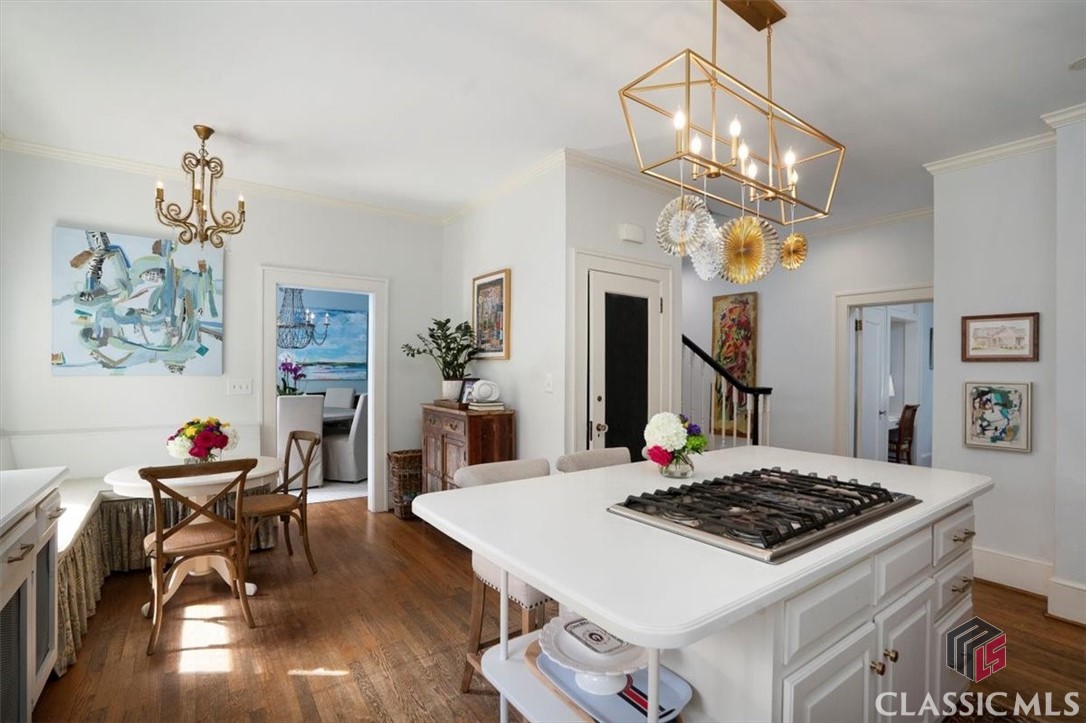 221 University Drive