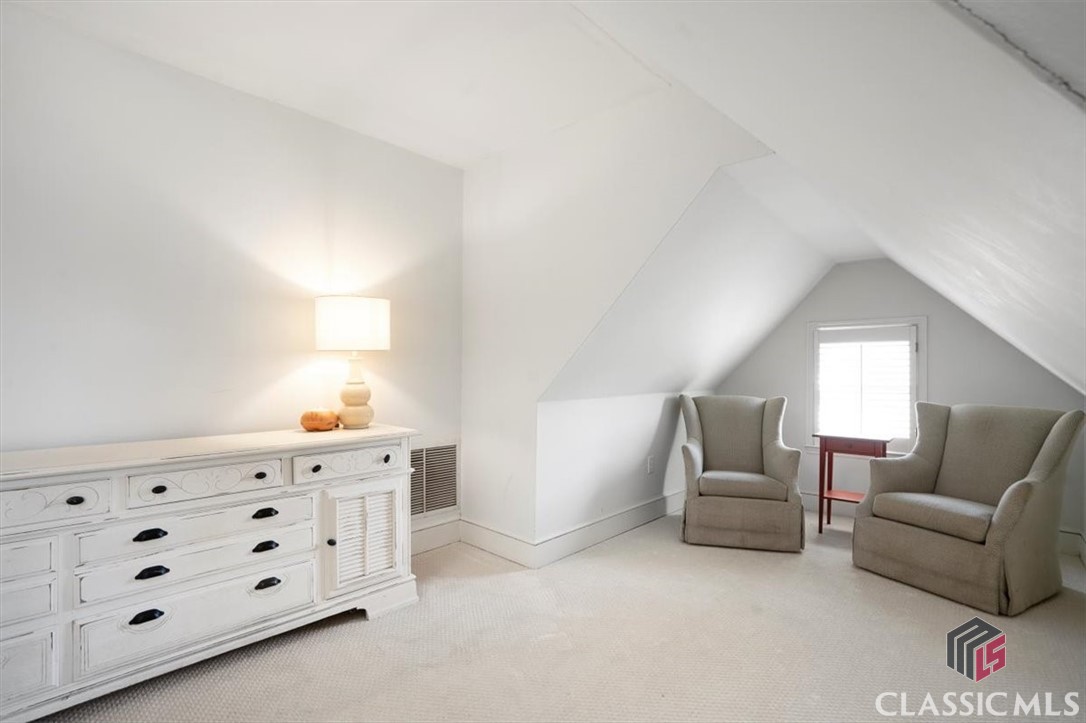 221 University Drive