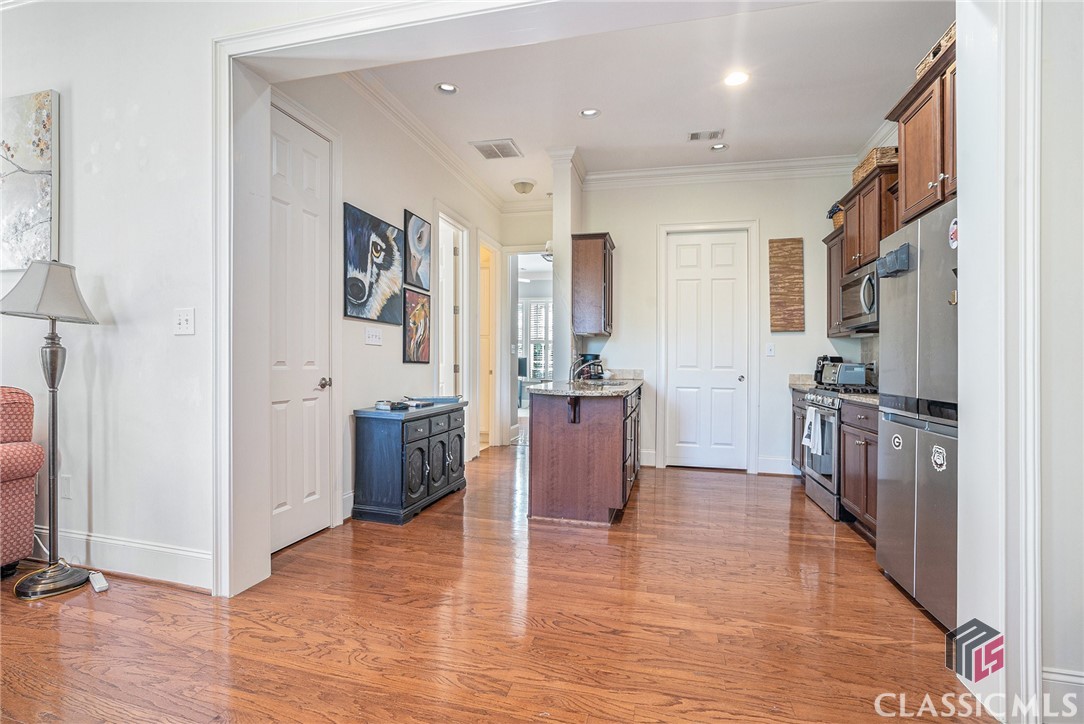 100 Ansonborough Lane 803