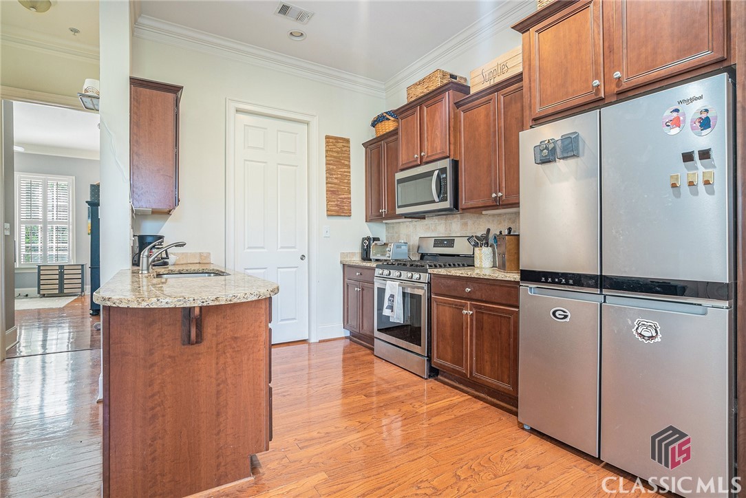 100 Ansonborough Lane 803