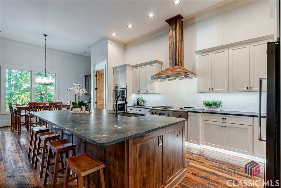 733 Bear Creek Lane