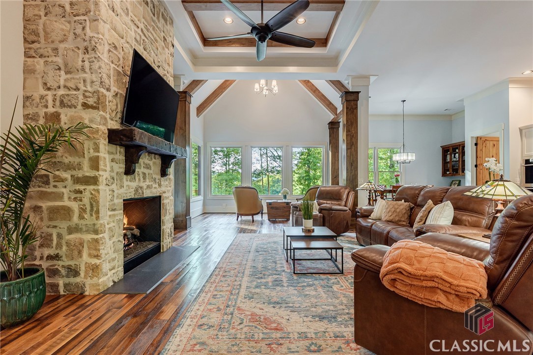 733 Bear Creek Lane