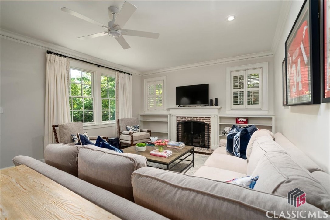 293 Southview Drive