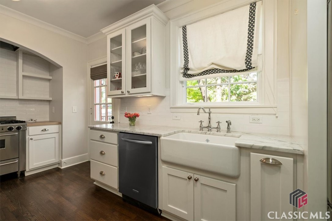 293 Southview Drive
