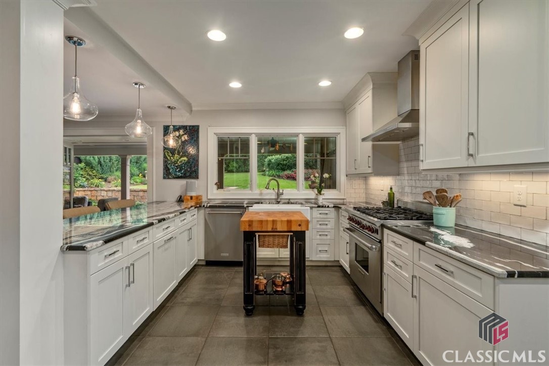 430 Milledge Circle