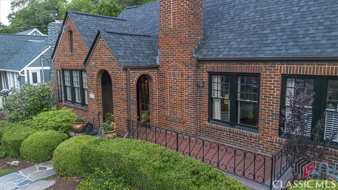 430 Milledge Circle