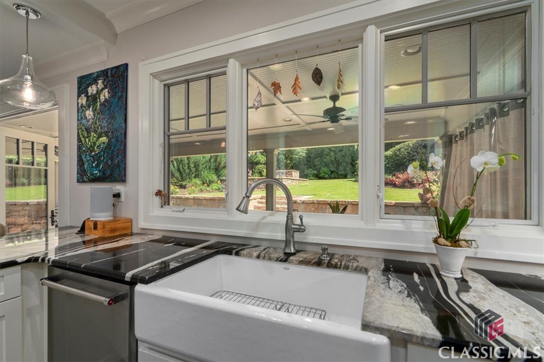 430 Milledge Circle