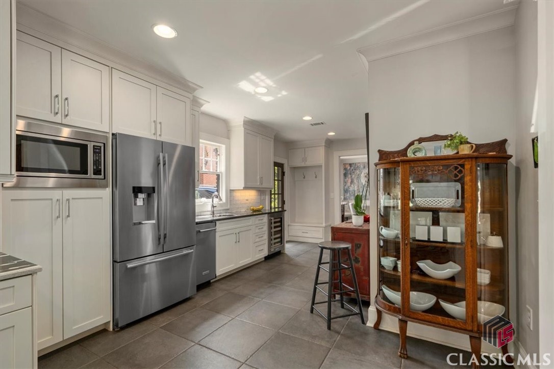 430 Milledge Circle