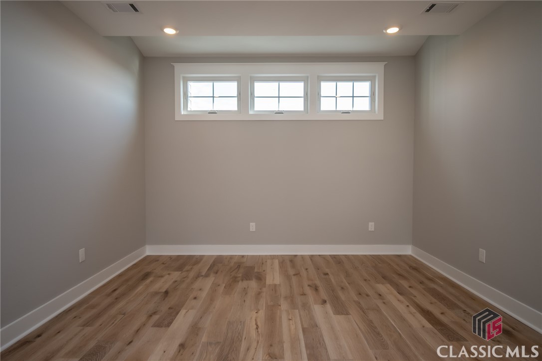 200 Highpointe Lane