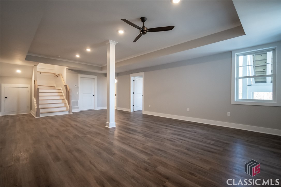200 Highpointe Lane