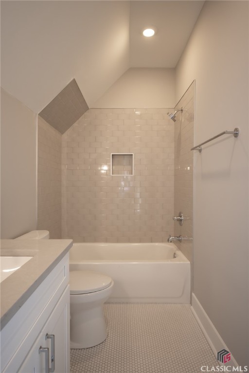 200 Highpointe Lane