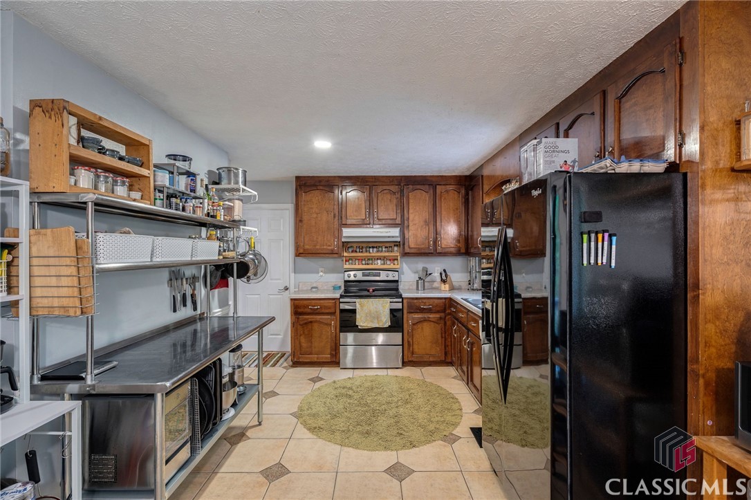 7090 Hickory Drive