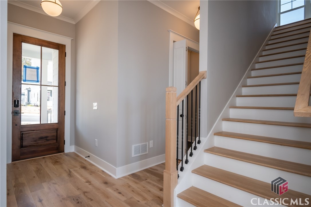 220 Highpointe Lane
