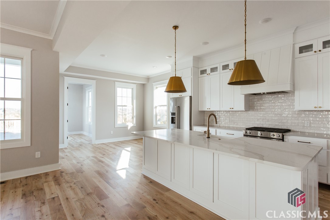 250 Highpointe Lane