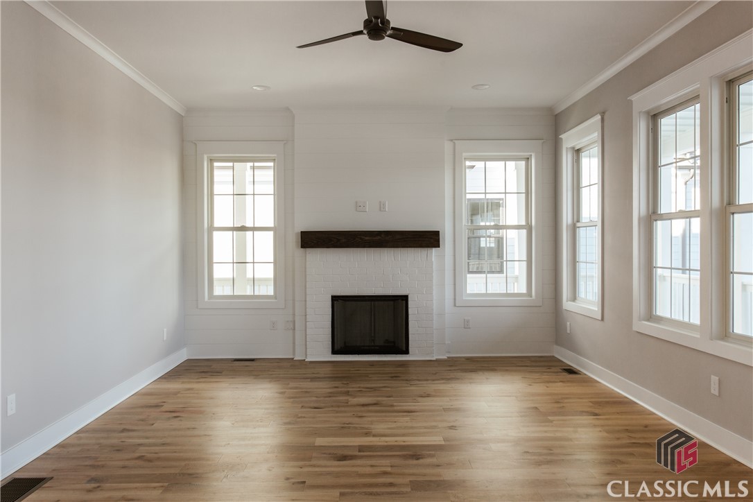 250 Highpointe Lane