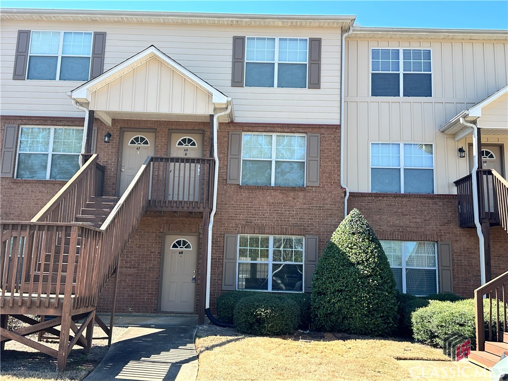 241 S Irwin Street 60